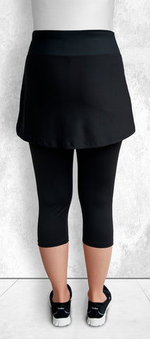 Skapris/Black (Capris with skirt attached) - back view