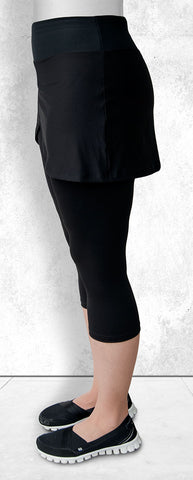 Skapris/Black (Capris with skirt attached) - side view