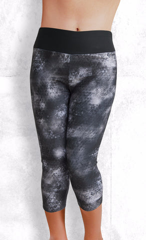 Capri Leggings - Shades of Gray (#1011)